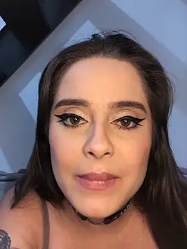 Snapshot of PutaYasmim chatting on February 25, 12:53 am PutaYasmim online show from February 25, 12:53 am