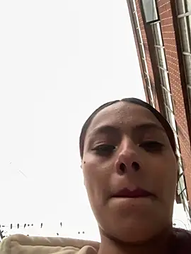 Snapshot of Emily-Fire chatting on March 10, 9:09 pm Emily-Fire online show from March 10, 9:09 pm