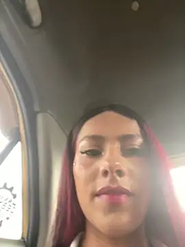 Snapshot of Emily-Fire chatting on March 24, 8:58 pm Emily-Fire online show from March 24, 8:58 pm