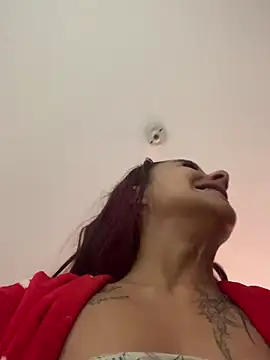 Snapshot of Emily-Fire chatting on March 27, 5:12 pm Emily-Fire online show from March 27, 5:12 pm