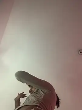 Snapshot of Emily-Fire chatting on March 29, 5:13 pm Emily-Fire online show from March 29, 5:13 pm