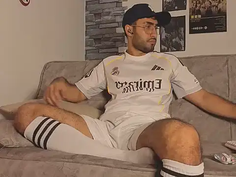 Justdavid  online show from May 3, 4:07 am