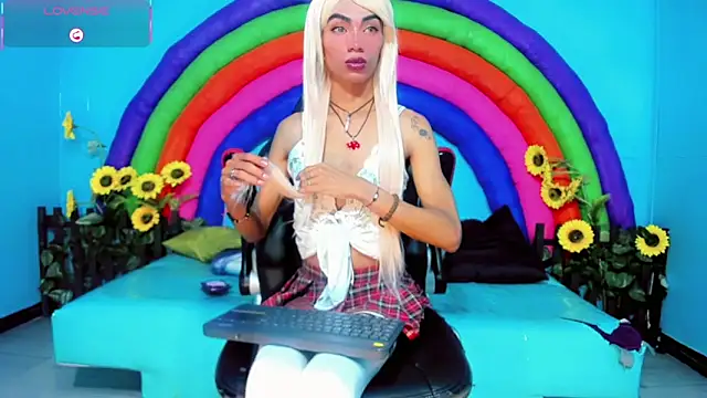 suzume Mendez online show from March 30, 11:22 am