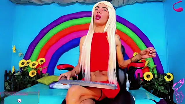 suzume Mendez online show from April 1, 11:11 am