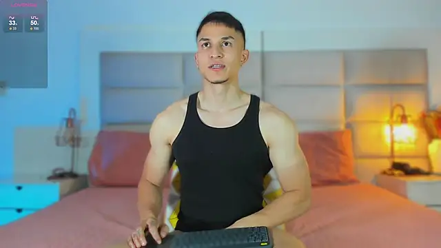 Snapshot of jhosuahunt chatting on March 18, 6:49 am jhosuahunt online show from March 18, 6:49 am