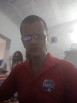 Snapshot of Roque-74 chatting on February 19, 12:56 pm Roque-74 online show from February 19, 12:56 pm