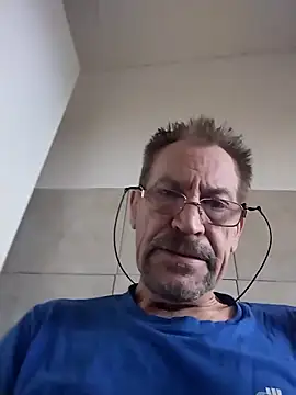 Snapshot of Costy601 chatting on April 9, 1:16 pm Costy601 online show from April 9, 1:16 pm
