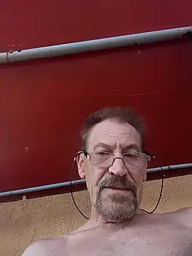 Snapshot of Costy601 chatting on April 15, 2:02 pm Costy601 online show from April 15, 2:02 pm