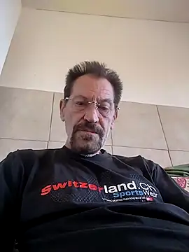 Snapshot of Costy601 chatting on April 27, 1:31 pm Costy601 online show from April 27, 1:31 pm