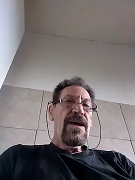 Snapshot of Costy601 chatting on April 28, 12:54 pm Costy601 online show from April 28, 12:54 pm