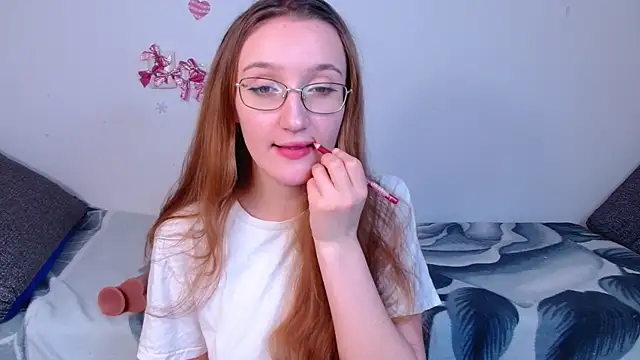 Snapshot of miay_here_ chatting on March 27, 4:51 pm miay here online show from March 27, 4:51 pm