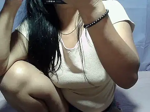 Sh1nbae22 online show from June 17, 1:56 pm
