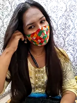 Snapshot of Tamil_Charu_ chatting on May 2, 5:45 am Tamil Charu online show from May 2, 5:45 am