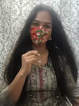 Snapshot of Tamil_Charu_ chatting on May 19, 6:31 am Tamil Charu online show from May 19, 6:31 am