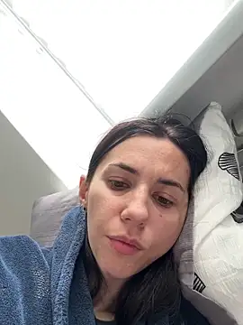 Oliviyalove  online show from June 14, 9:44 am