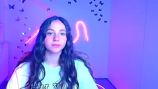 Snapshot of KissMeJulia chatting on March 27, 6:51 pm KissMeJulia online show from March 27, 6:51 pm