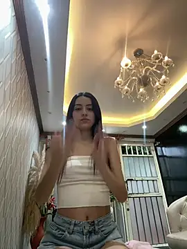 Snapshot of violetta_cutest_ chatting on March 30, 11:22 am violetta cutest online show from March 30, 11:22 am