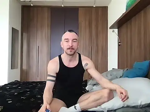 MikeVesrano online show from February 17, 3:19 pm