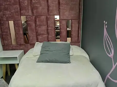 Snapshot of Ashleey__Sweet_ chatting on February 28, 12:06 pm Ashleey Sweet online show from February 28, 12:06 pm