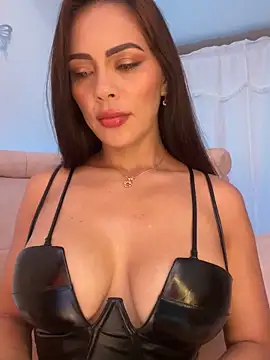 Snapshot of samanta_94 chatting on March 30, 5:58 pm samanta 94 online show from March 30, 5:58 pm