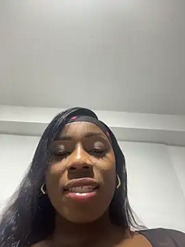 ZarahFerreira online show from February 25, 10:30 pm