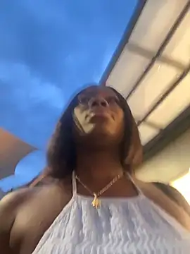 ZarahFerreira online show from March 10, 11:21 pm