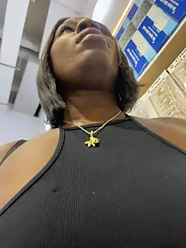 ZarahFerreira online show from March 14, 12:17 am