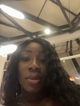 ZarahFerreira online show from April 21, 1:42 am