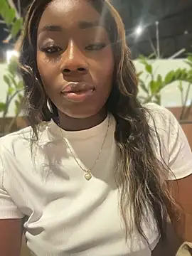 ZarahFerreira online show from July 23, 11:46 pm
