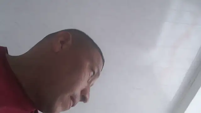 Snapshot of pareja_latina2214 chatting on February 24, 8:07 pm pareja latina2214 online show from February 24, 8:07 pm