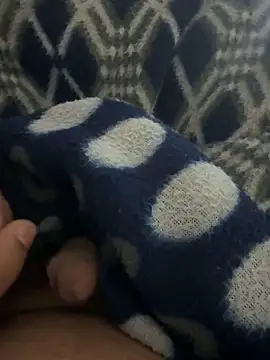 youngboywithcurvymilf online show from February 21, 3:13 pm