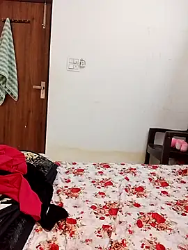 cute girl 29 online show from March 24, 10:15 pm