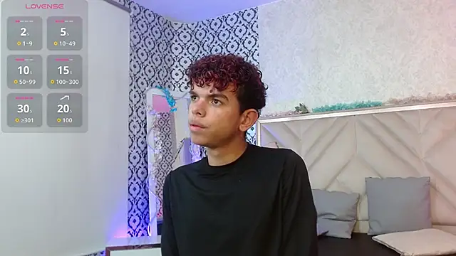 Snapshot of keahi_tay chatting on February 23, 1:41 pm keahi tay online show from February 23, 1:41 pm