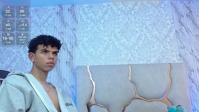 Snapshot of keahi_tay chatting on March 14, 11:43 pm keahi tay online show from March 14, 11:43 pm