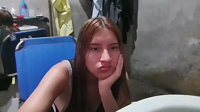 Emily 231 online show from June 9, 3:51 am