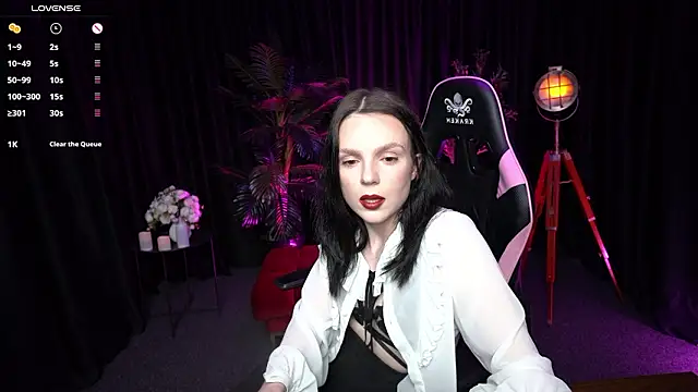 Wild Alice me online show from March 25, 4:02 pm