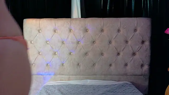 Snapshot of AmyKiss_ chatting on March 4, 1:50 pm AmyKiss online show from March 4, 1:50 pm