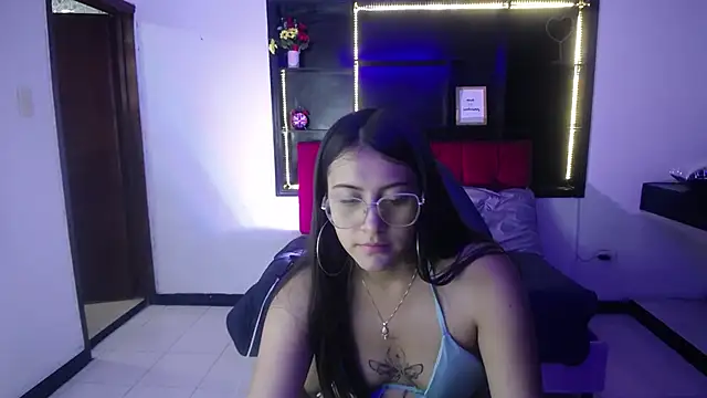 Snapshot of Sweett_liia_ chatting on March 26, 7:52 pm Sweett liia online show from March 26, 7:52 pm