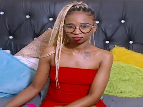 SassyyLadyKay online show from March 15, 1:06 pm