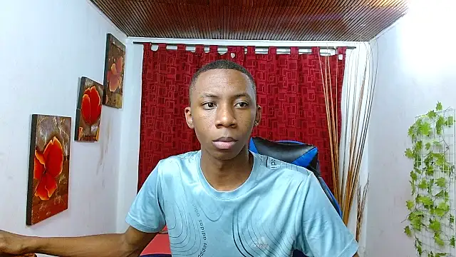 milo018 online show from May 27, 5:37 am