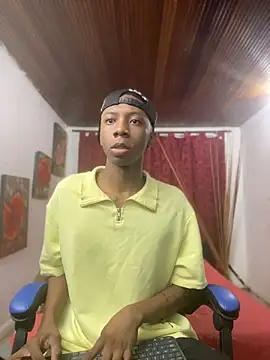 milo018 online show from June 19, 9:24 am