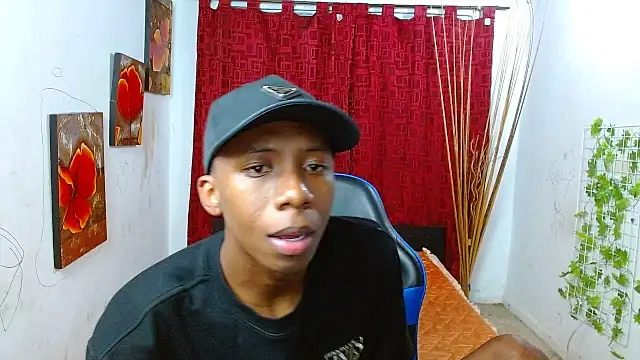 milo018 online show from July 2, 1:27 am