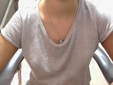 Snapshot of sassy_slut_69 chatting on March 15, 5:46 am sassy slut 69 online show from March 15, 5:46 am