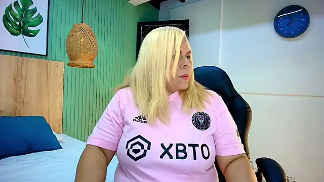 Snapshot of eva_colen50 chatting on March 16, 5:17 pm eva colen50 online show from March 16, 5:17 pm