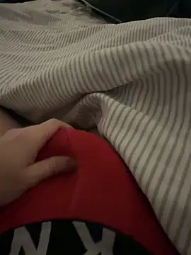 Snapshot of andyj212f chatting on March 17, 10:35 pm andyj212f online show from March 17, 10:35 pm