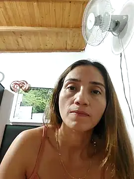 Snapshot of isaa- chatting on March 9, 7:40 pm isaa- online show from March 9, 7:40 pm