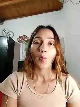 Snapshot of isaa- chatting on March 10, 4:56 pm isaa- online show from March 10, 4:56 pm