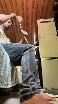 Snapshot of walterktm chatting on February 28, 2:40 pm walterktm online show from February 28, 2:40 pm