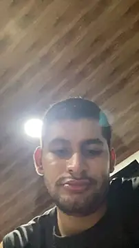 Snapshot of walterktm chatting on March 11, 2:28 am walterktm online show from March 11, 2:28 am