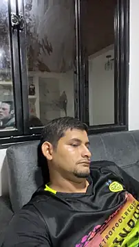 Snapshot of walterktm chatting on March 12, 12:06 am walterktm online show from March 12, 12:06 am